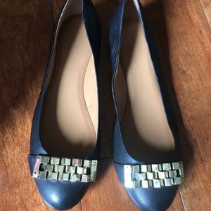 Banana Republic Flat